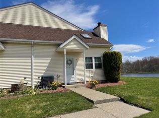 32 Brick Pond Rd, Middletown, NY 10940