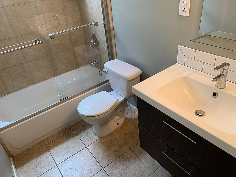 4135 Utah — Photo 11
