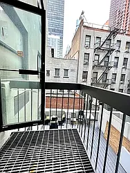 Rented by MOTION New York