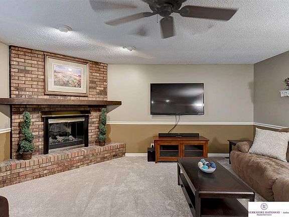 5th image of 342 N 153rd Avenue Cir