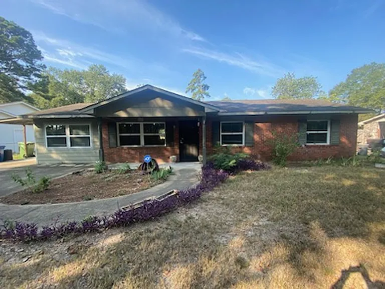 6227 Williamsburg Dr — Photo 1