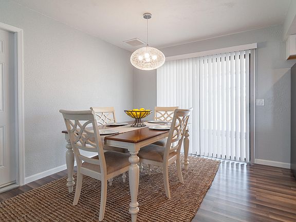 5th image of 2655 N San Juan Dr