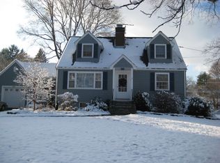 5 Cary Ave, Lexington, MA 02421