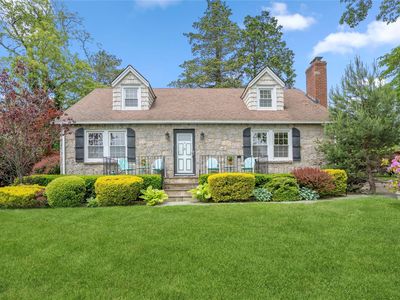 2 Salem Way, Glen Head, NY, 11545