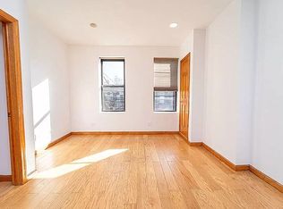 2516 18th St APT 11, Astoria, NY 11102