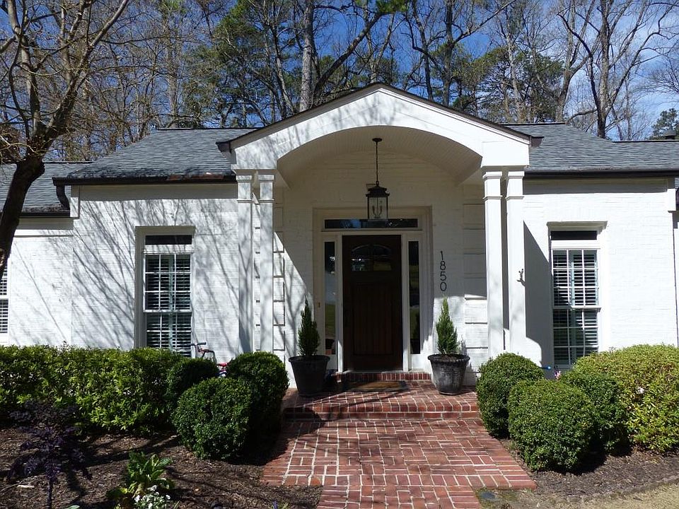1850 Walthall Dr NW, Atlanta, GA 30318 Zillow