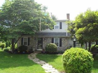 397 Manor Dr, Nazareth, PA