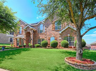 417 Kearsarge St, Desoto, TX 75115