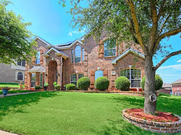 417 Kearsarge St, Desoto, TX 75115