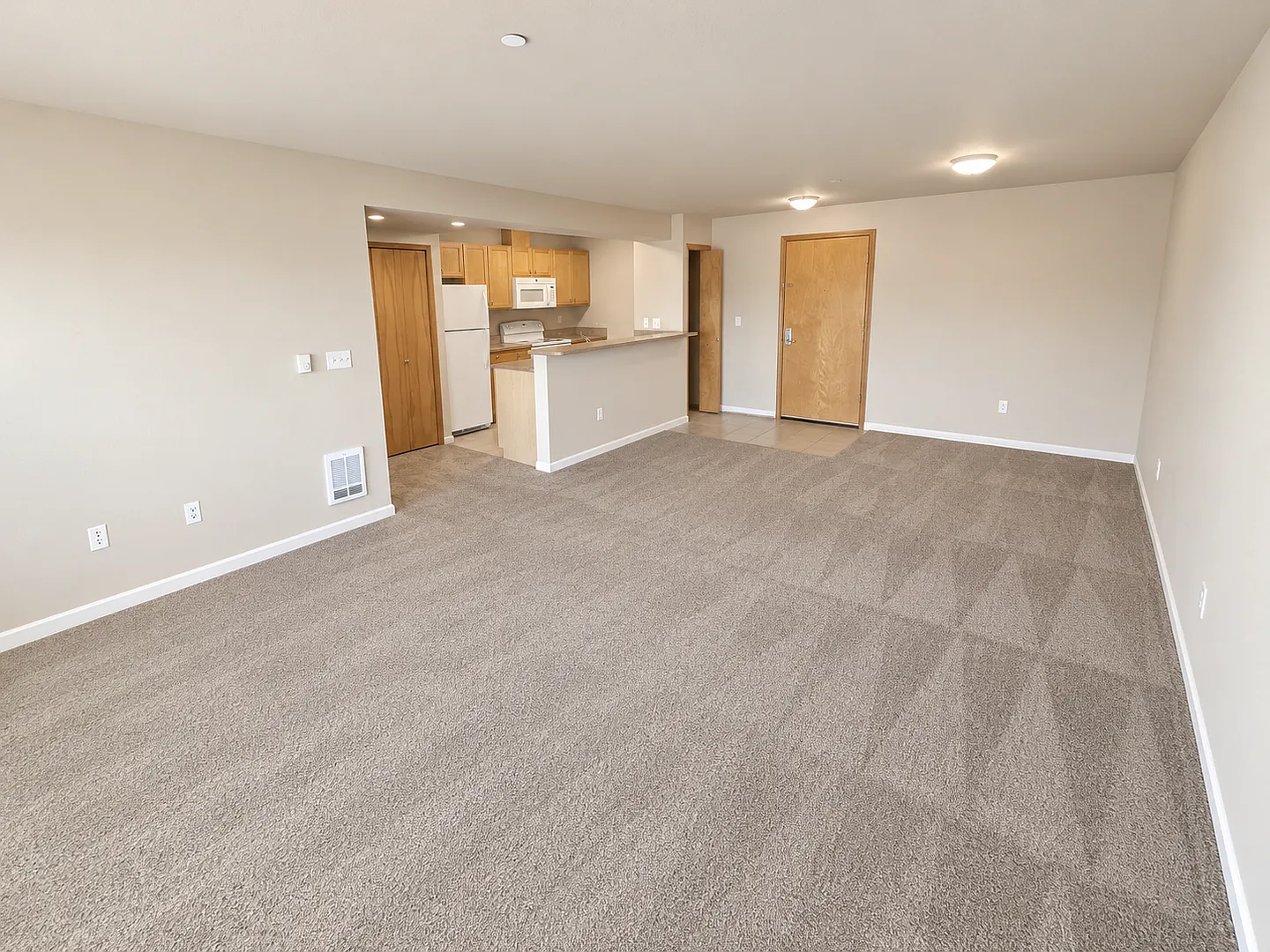 The Villa Flora Apartments — Photo 3