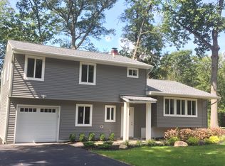 22 Roslyn Ln, New City, NY 10956