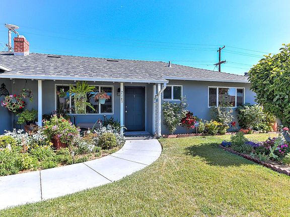 4th image of 2143 Warburton Ave