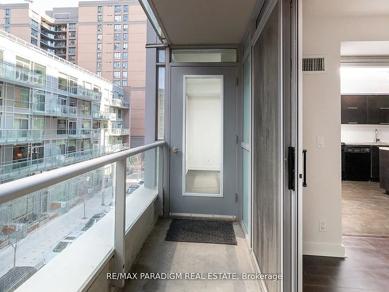 21 Nelson St #316 — Photo 17