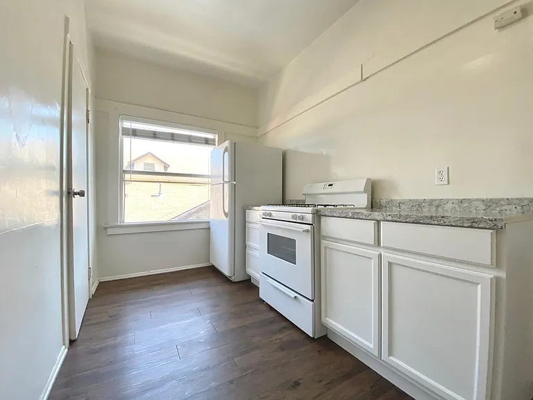 2617 Jeffries Ave #5 — Photo 6