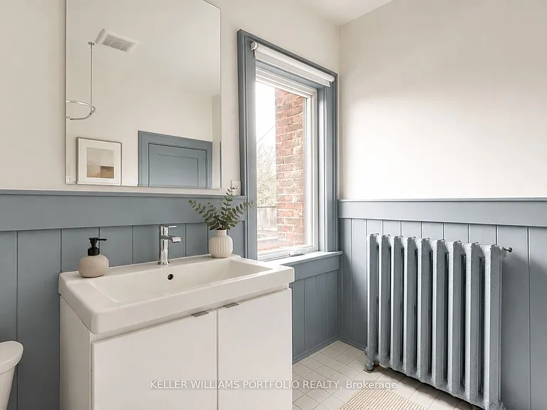 127 Lisgar St — Photo 13