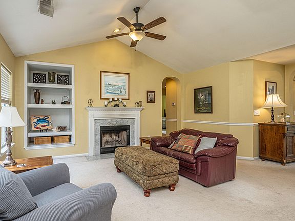 3rd image of 2708 Palmetto Hall Blvd