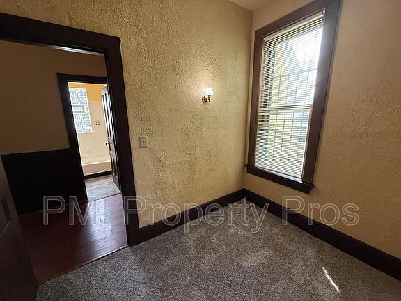 2nd image of 2441 N Dr William Finlayson St