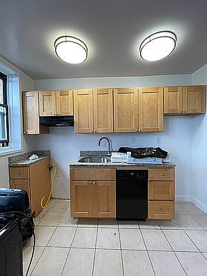 3rd image of 142-07 Hoover Ave #606