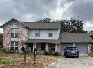 223 Forrest Trl, Universal City, TX 78148