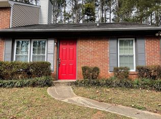 182 Timber Creek Ln SW, Marietta, GA 30060