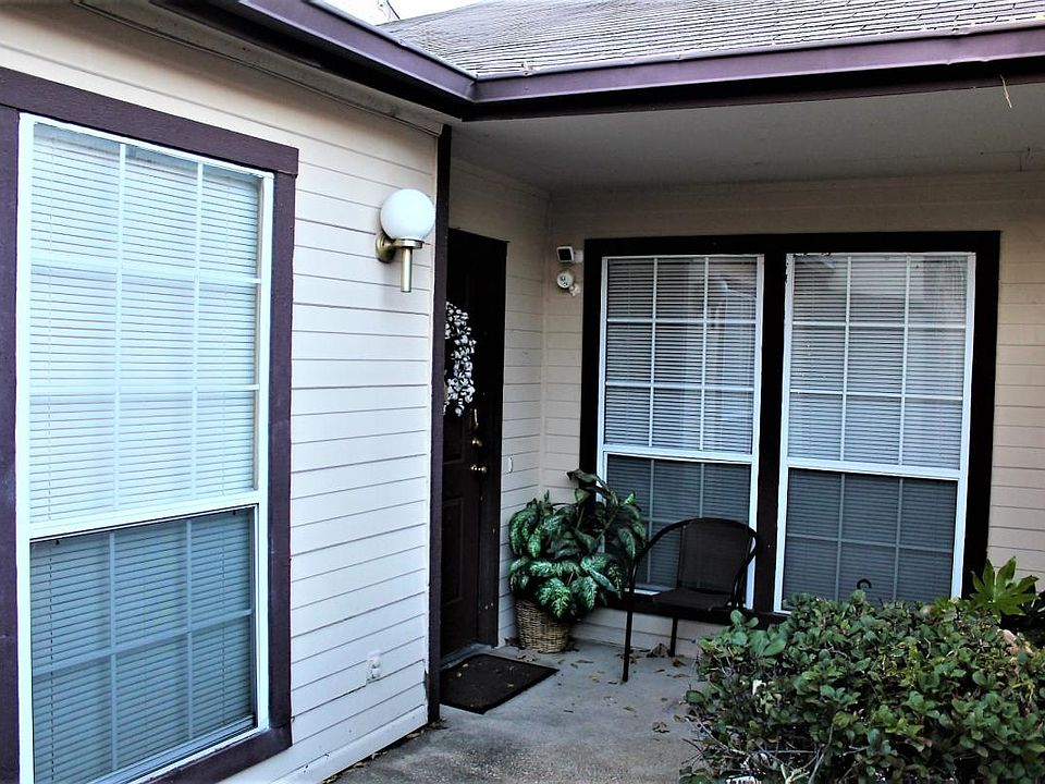 1st image of 1009 Weston Dr