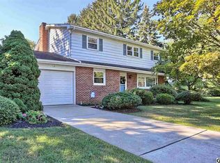 18 Hemlock Dr, Mechanicsburg, PA 17055
