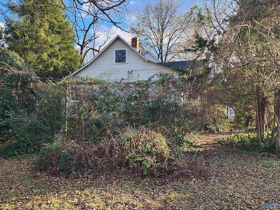 2nd image of 1001 Randolph Ave SE