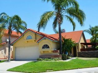 7625 Foxtail Ln, Fontana, CA 92336