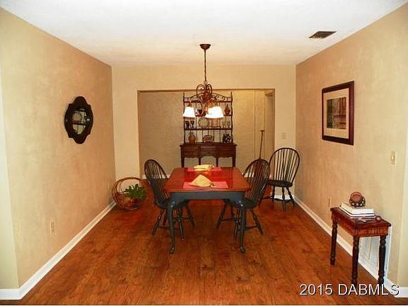 5th image of 154 Fox Fire Cir