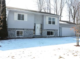 5209 W Wackerly St, Midland, MI 48642