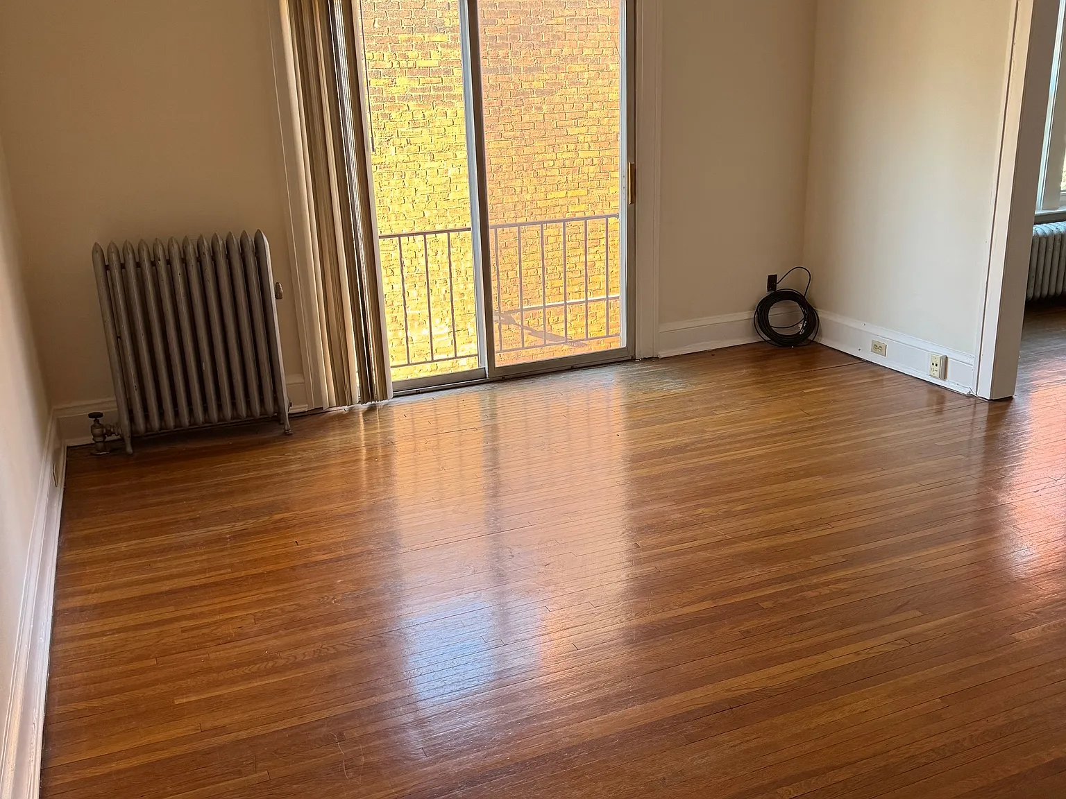 1 bed, 802 sqft, $1,000 — Photo 3