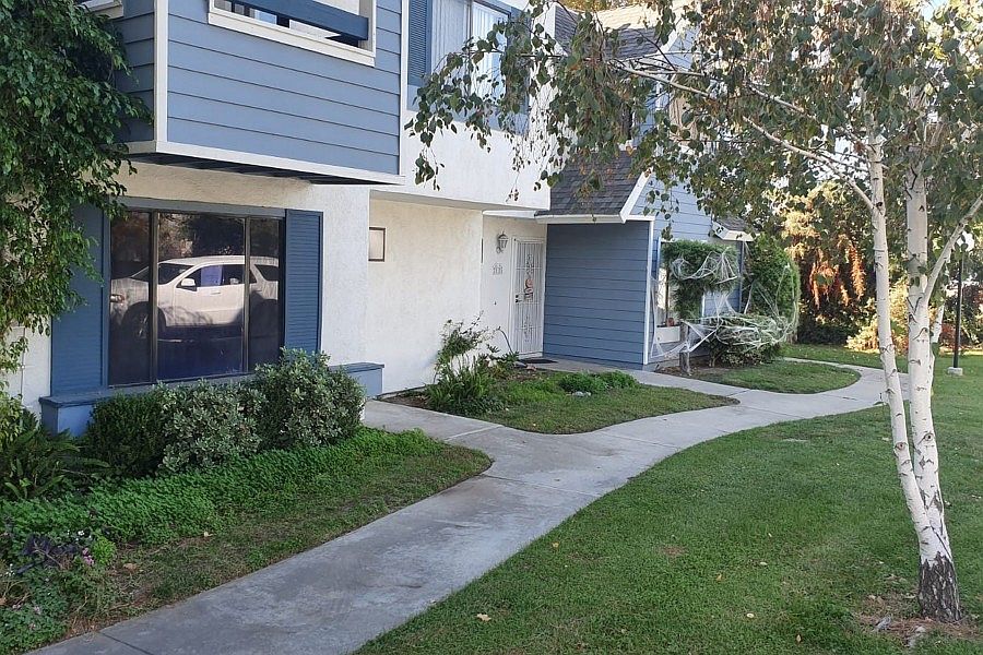 1st image of 701 E Church Pl
