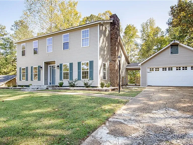 5211 Briarcliff Dr — Photo 2