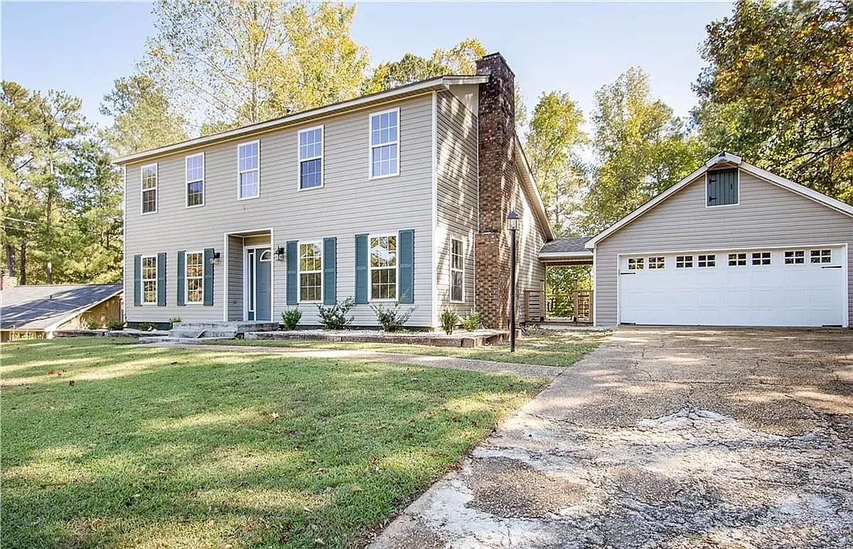 Building Photo - 5211 Briarcliff Dr