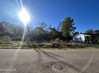3856 Cluster St, Knoxville, TN 37914