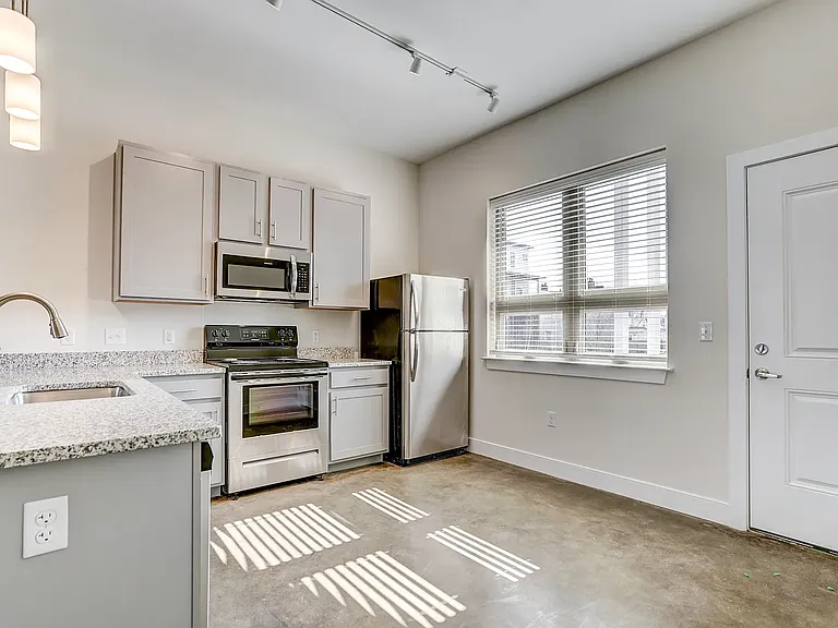 1200 McDonough St — Photo 5