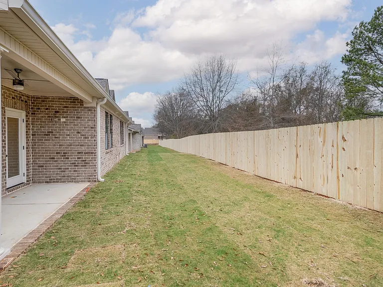 801 Stonebrook Ln — Photo 26