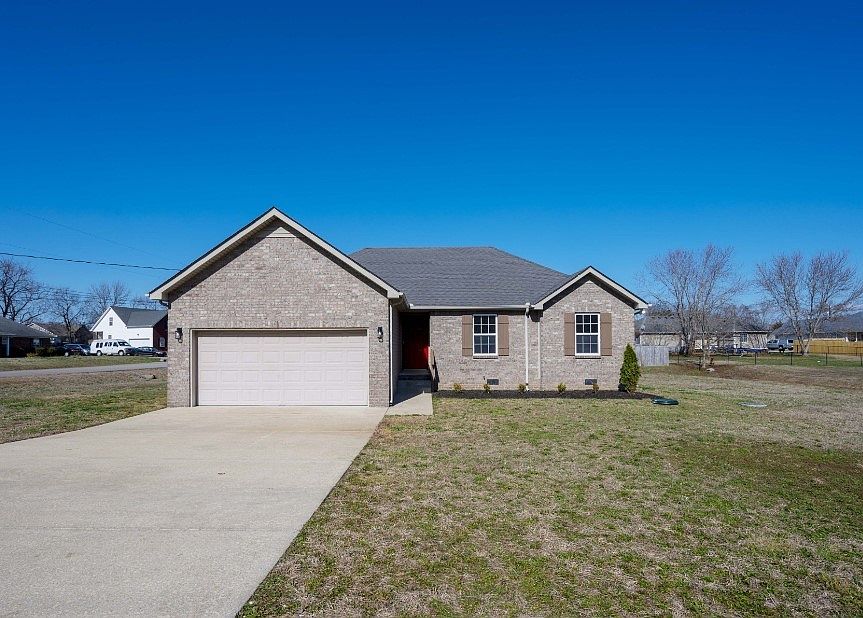 1st image of 148 Centerrock Dr