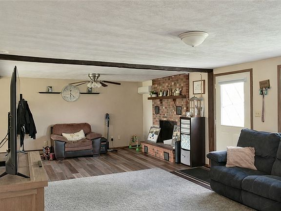 4th image of 1489 Hillgrove Woodington Rd