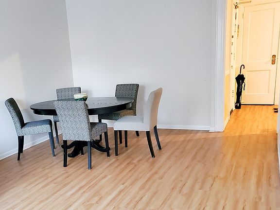 4th image of 218 Broad Ave APT 2G