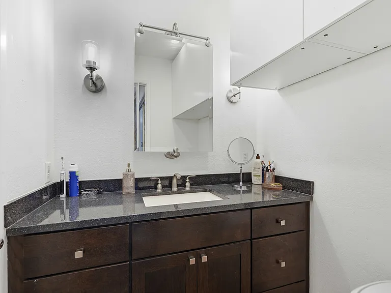231 Paseo Bernal — Photo 35