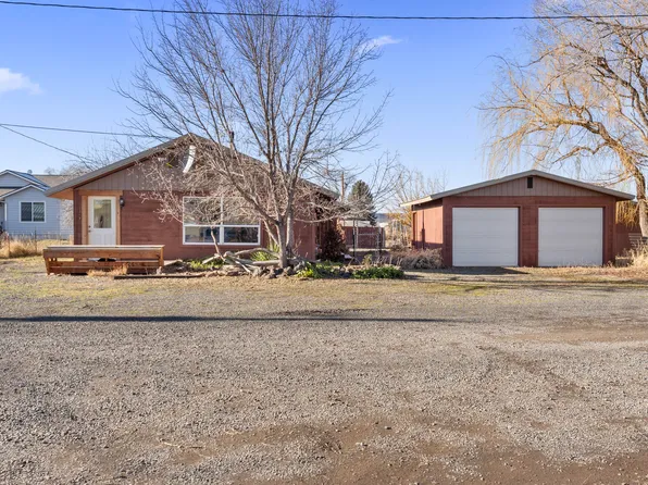 1265 NW Locust St, Prineville, OR 97754