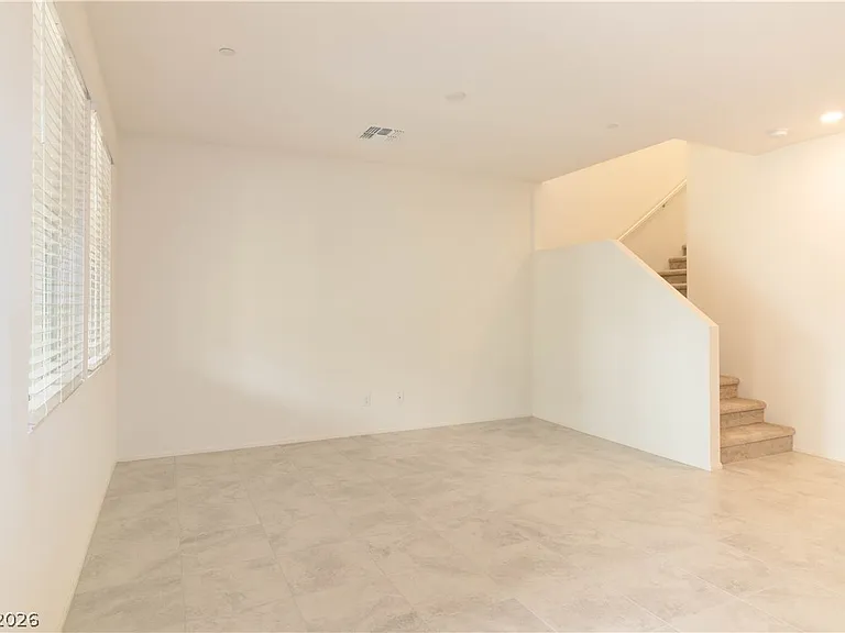 3208 Brynley Ave — Photo 3