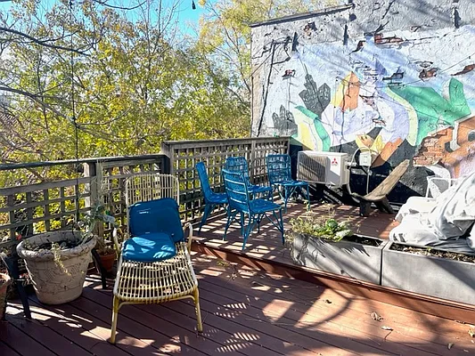 Rented by Compass | media 7