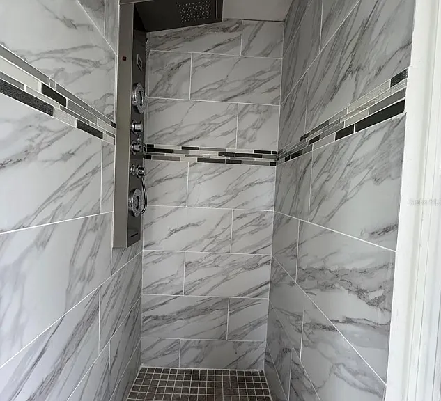 454 Cardinal Ct — Photo 8