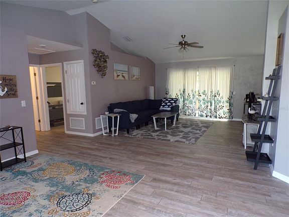 2nd image of 3322 Collingswood Blvd