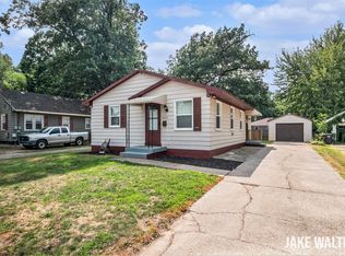 4901 Walton Ave SW, Wyoming, MI 49548