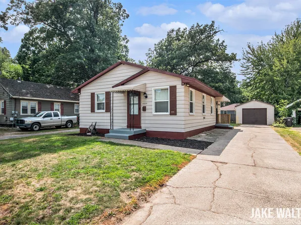 4901 Walton Ave SW, Wyoming, MI 49548