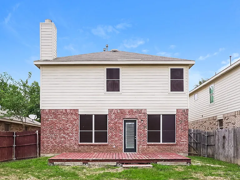2808 Lynx Ln — Photo 17