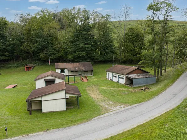 125 Fairview Church Rd, Graysville, PA 15337